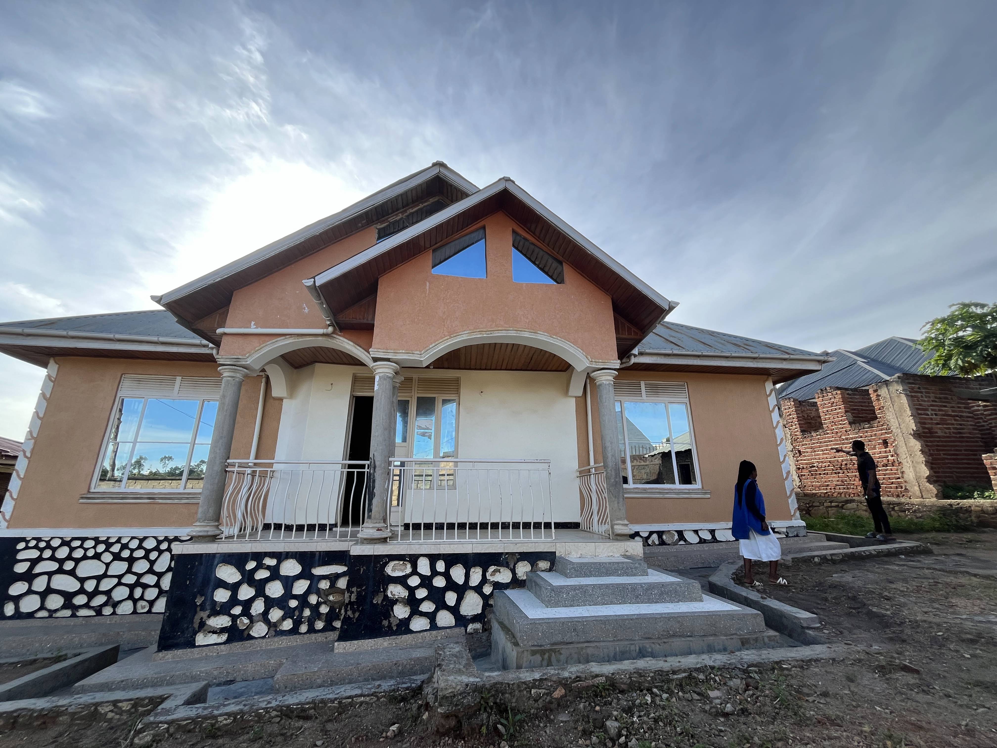 MAISON DE LOCATION À POLICE DE FRONTIÈRE