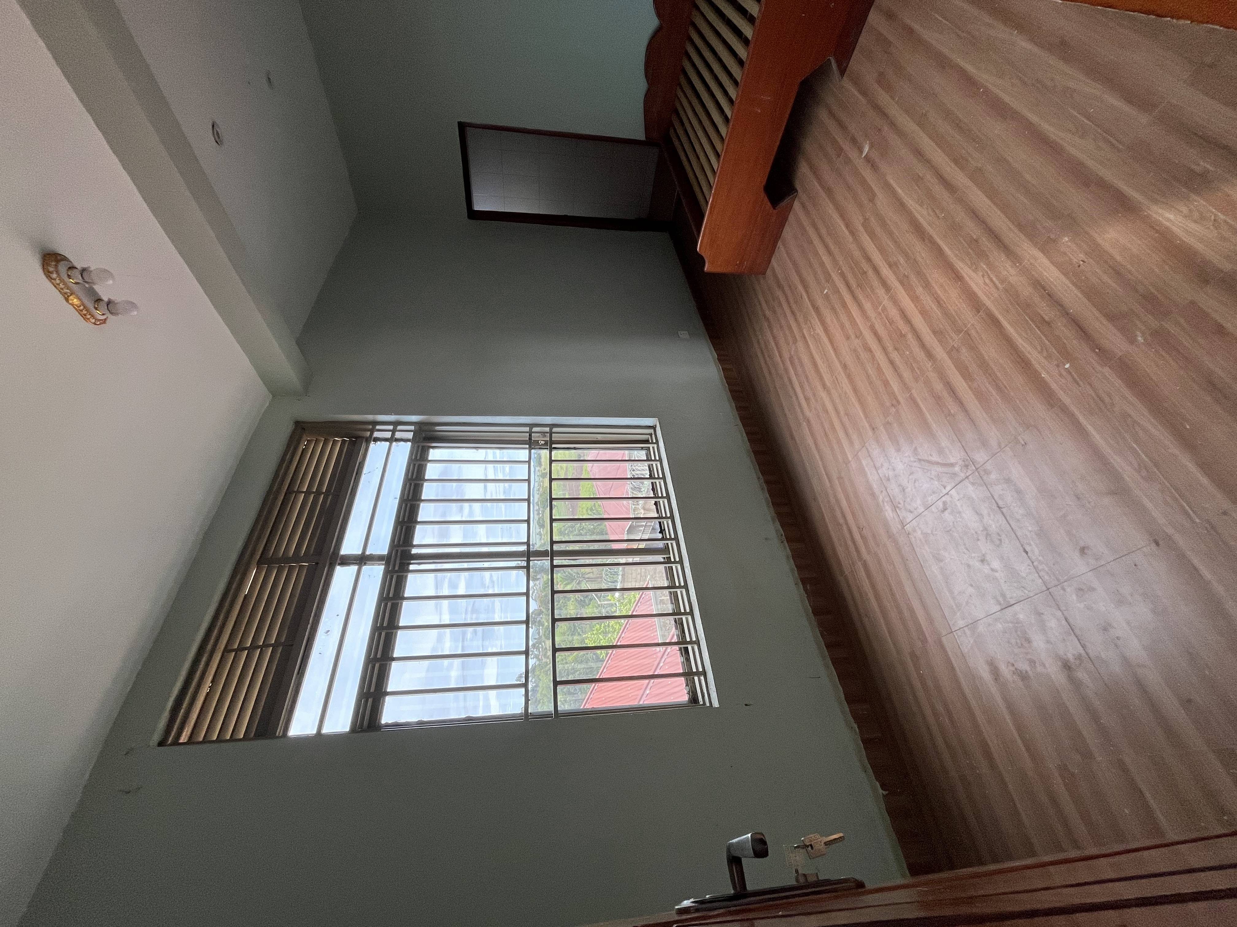 À LOUER MAISON DE  5 CHAMBRES À BANKOKO