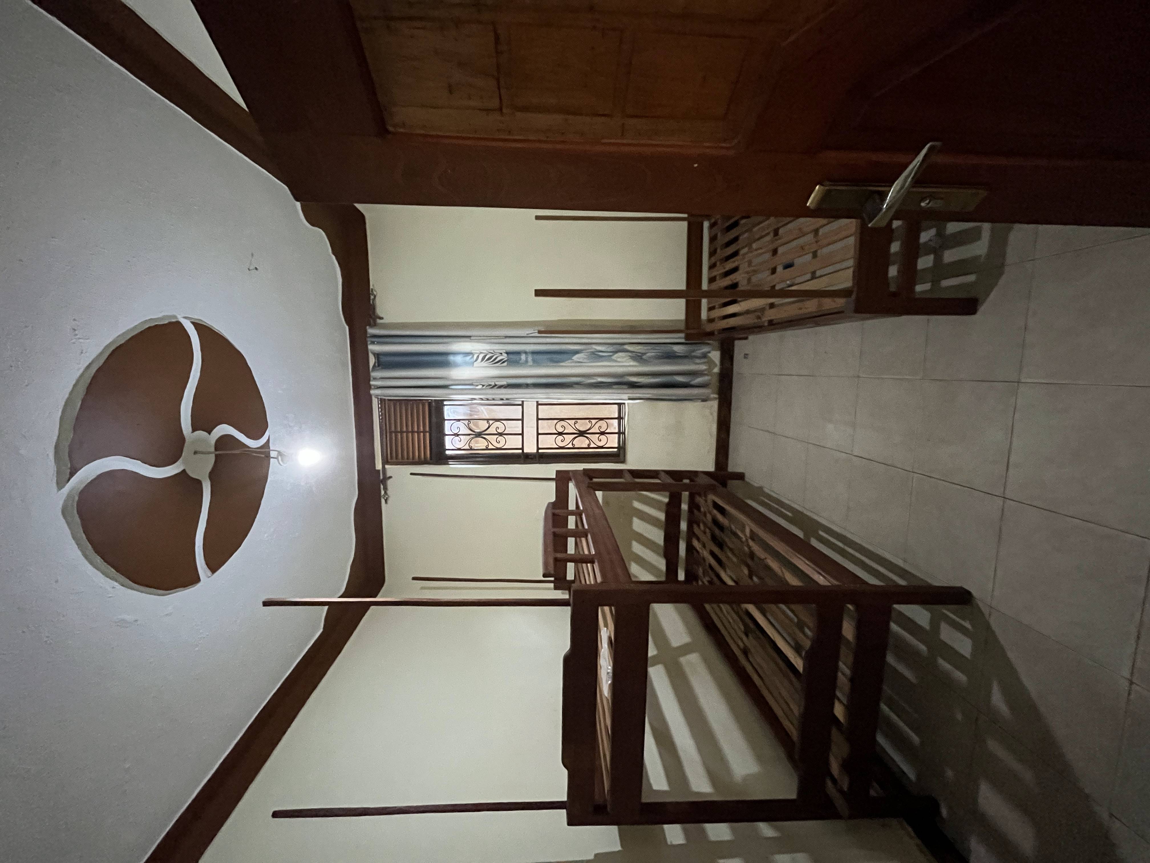 MAISON SPACIEUSE À LOUER À BANKOKO